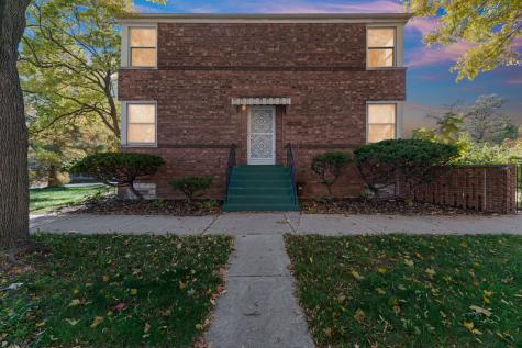 8900 South Dauphin Avenue Chicago IL 60619