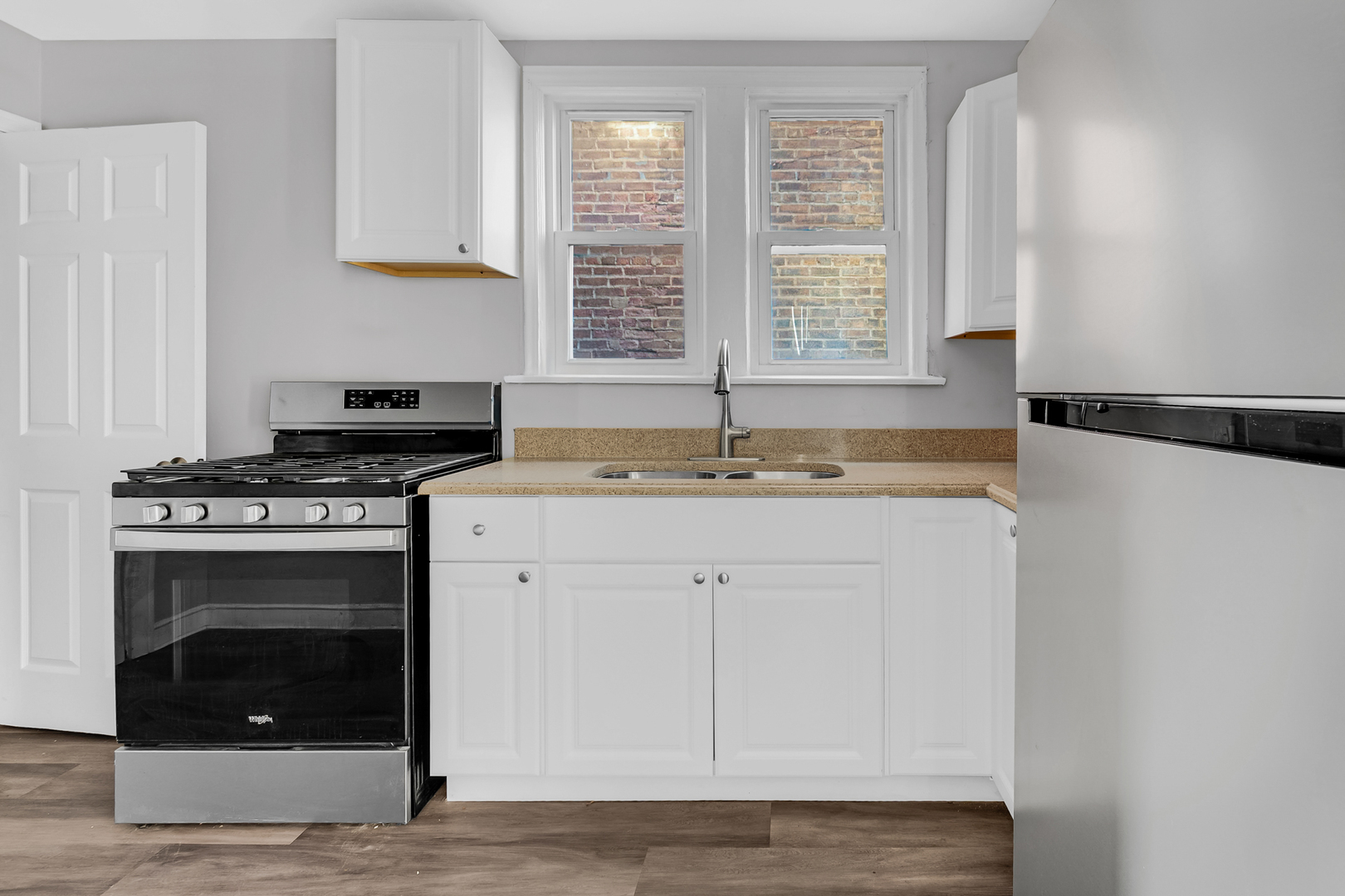 8900 South Dauphin Avenue Chicago IL 60619