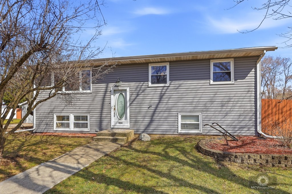 904 Cove Avenue Lockport IL 60441