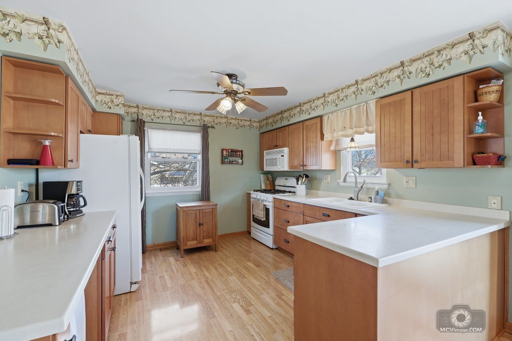 904 Cove Avenue Lockport IL 60441