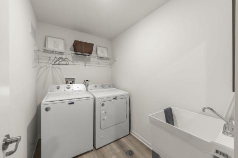 1639 Bentz Way Batavia IL 60510