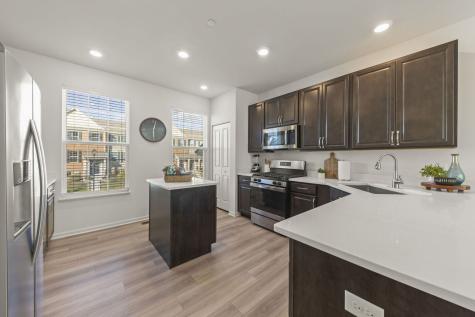 1639 Bentz Way Batavia IL 60510