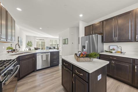 1639 Bentz Way Batavia IL 60510