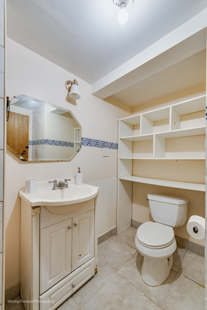 5918 South Albany Avenue Chicago IL 60629