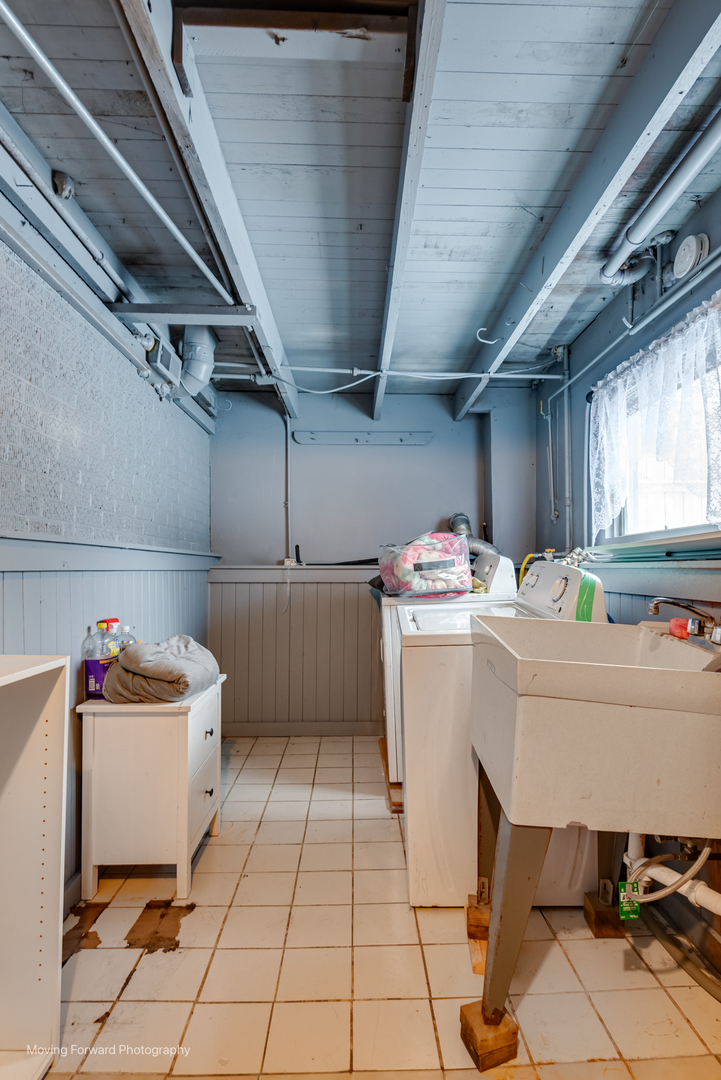 5918 South Albany Avenue Chicago IL 60629