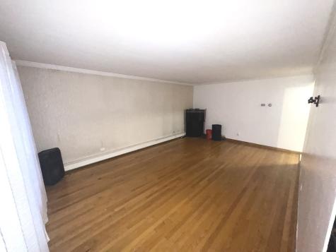 8737 South Richmond Avenue Evergreen Park IL 60805