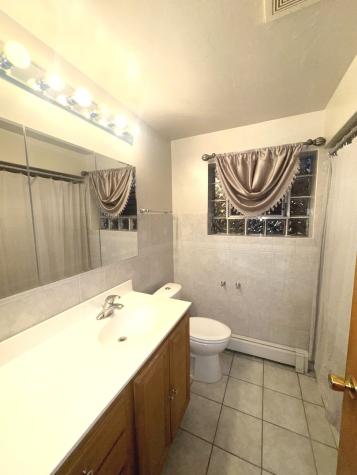 8737 South Richmond Avenue Evergreen Park IL 60805