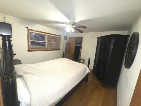 8737 South Richmond Avenue Evergreen Park IL 60805