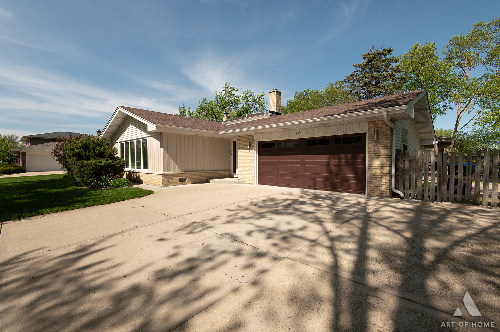 603 John Court Schaumburg IL 60193