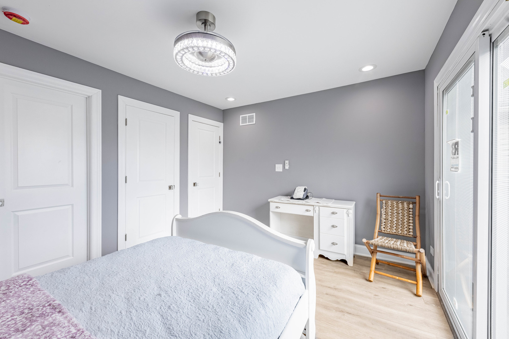 7335 South Greenwood Avenue Chicago IL 60619