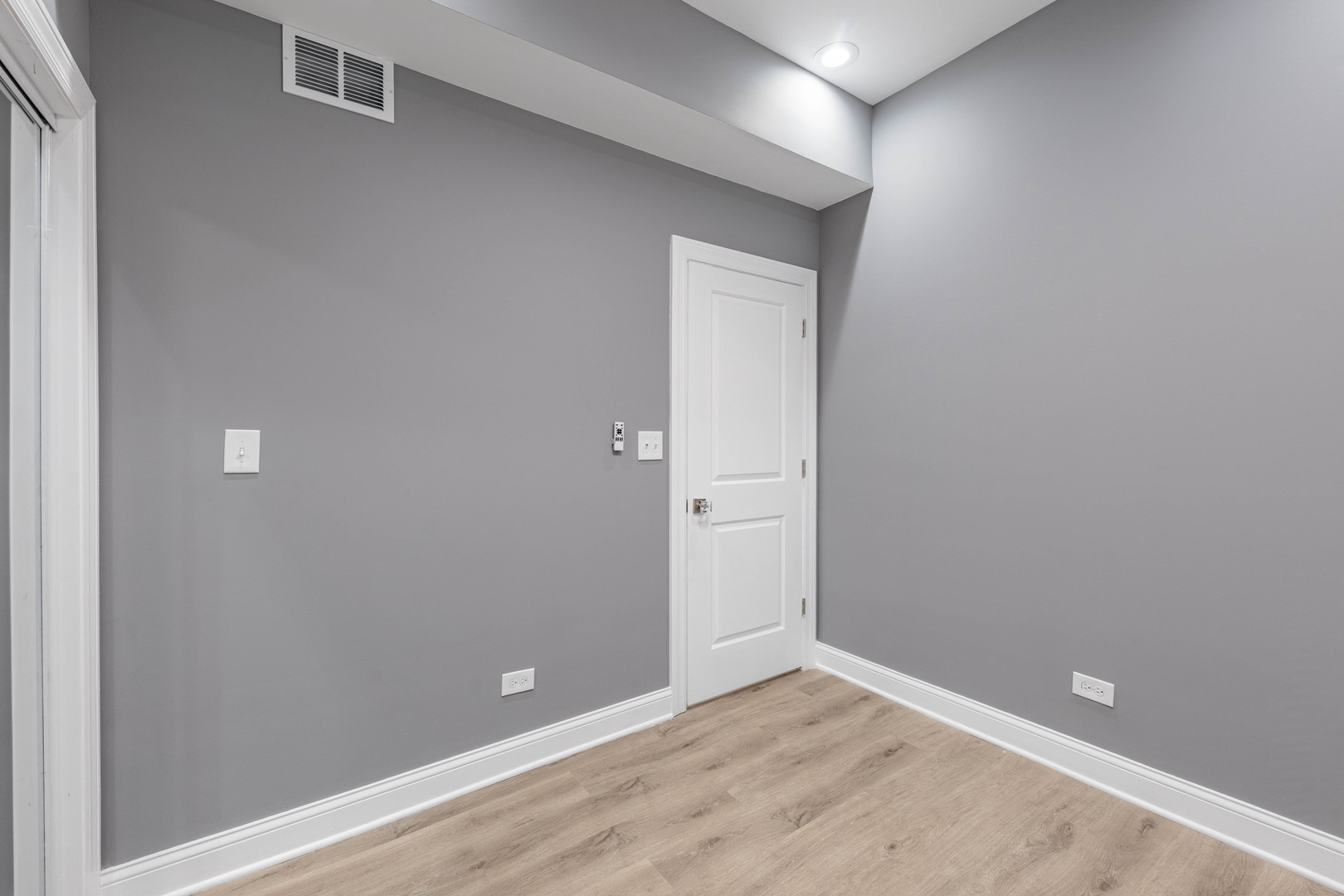 7335 South Greenwood Avenue Chicago IL 60619