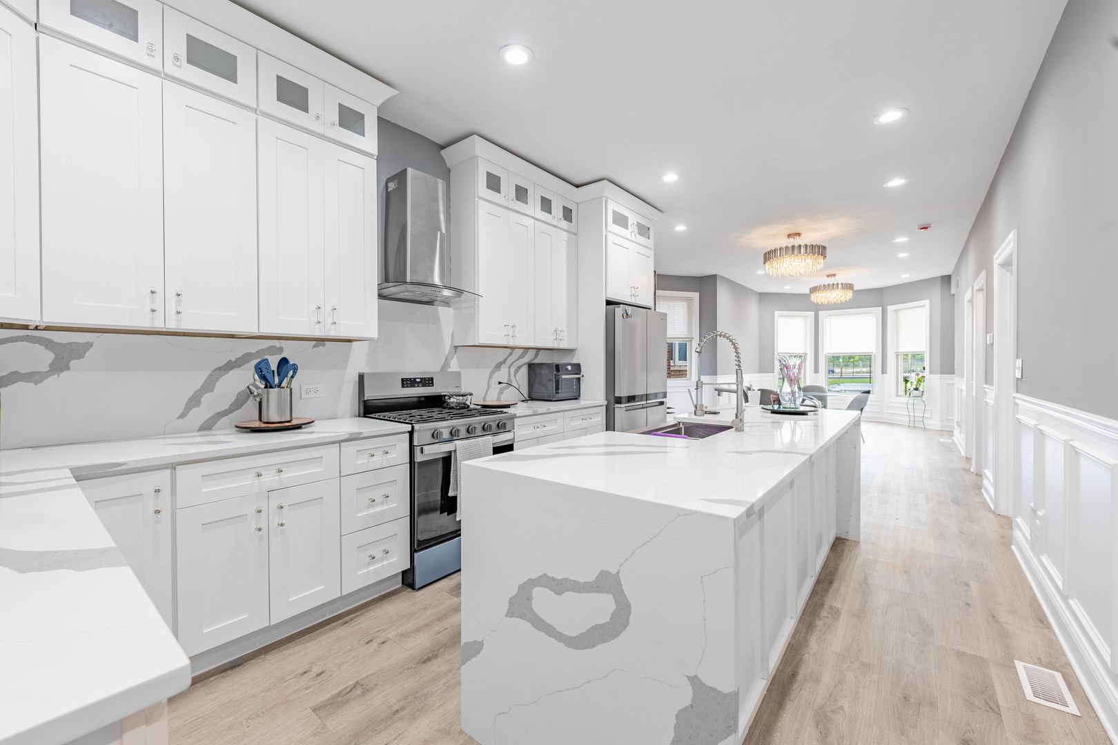 7335 South Greenwood Avenue Chicago IL 60619