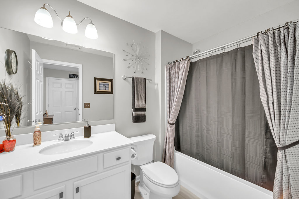 16508 South Brook Lane Lockport IL 60441