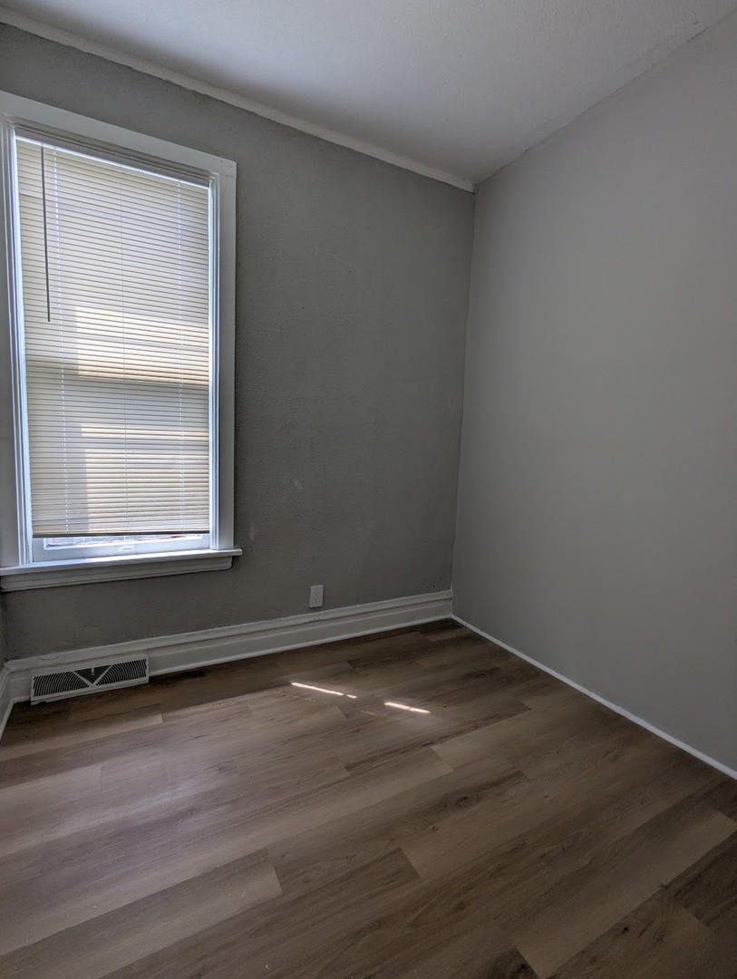 265 West 107th Street Chicago IL 60628