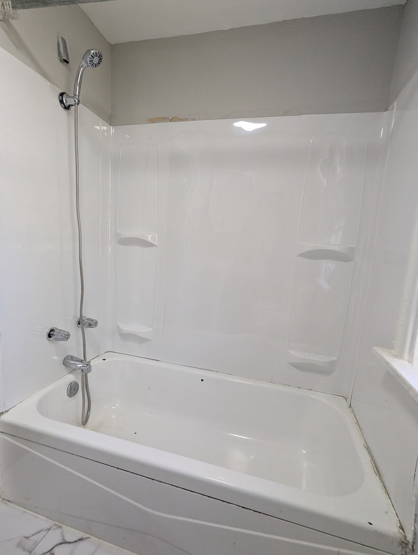 265 West 107th Street Chicago IL 60628