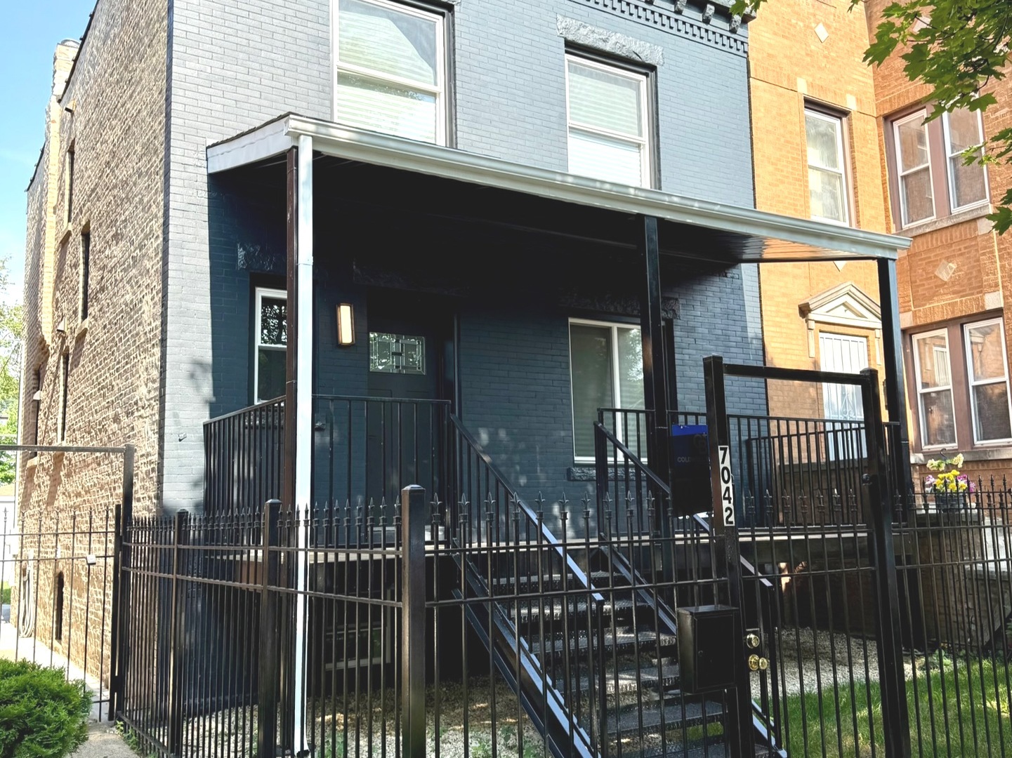 7042 South Eberhart Avenue Chicago IL 60637