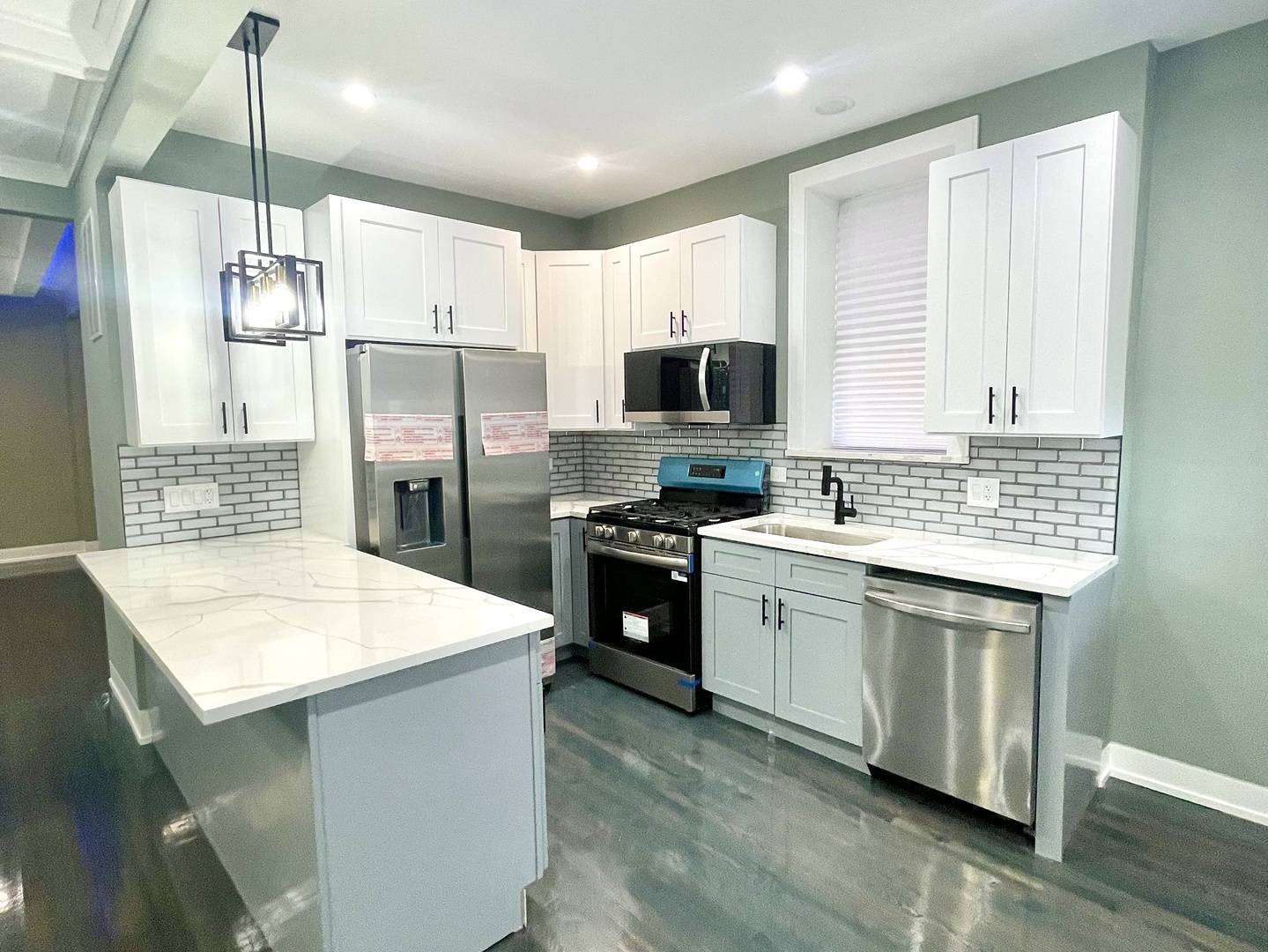 7042 South Eberhart Avenue Chicago IL 60637