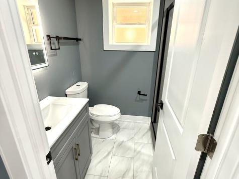 7042 South Eberhart Avenue Chicago IL 60637