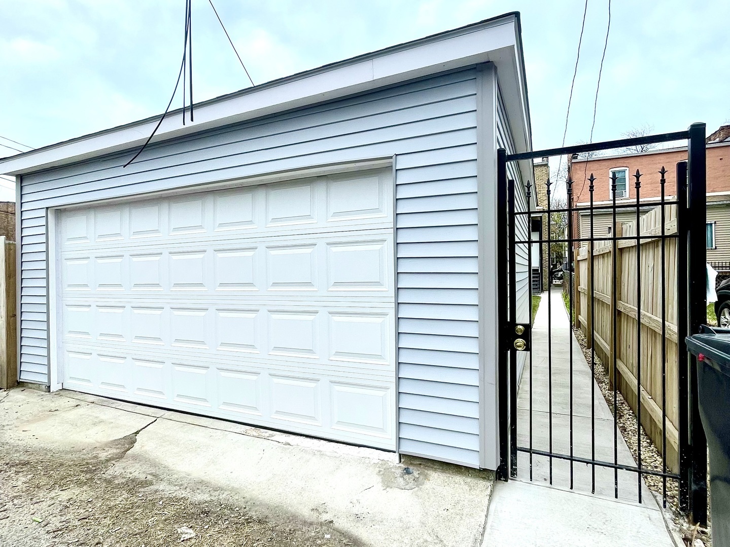 7042 South Eberhart Avenue Chicago IL 60637