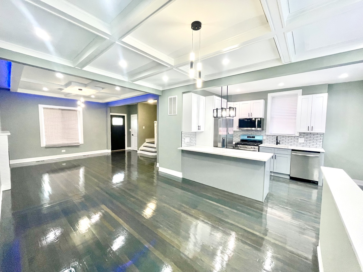 7042 South Eberhart Avenue Chicago IL 60637