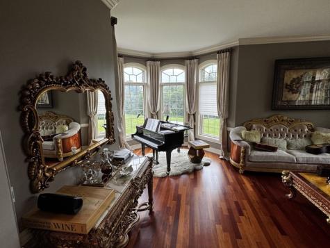 16W122 91ST Street Burr Ridge IL 60527