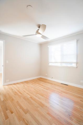 1392 West 52nd Place La Grange Highlands IL 60525
