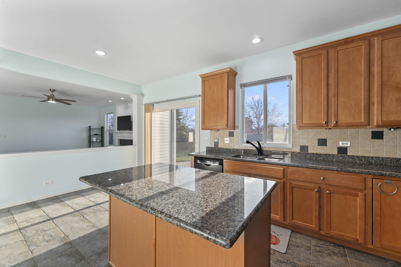 149 Lilac Street Bolingbrook IL 60490