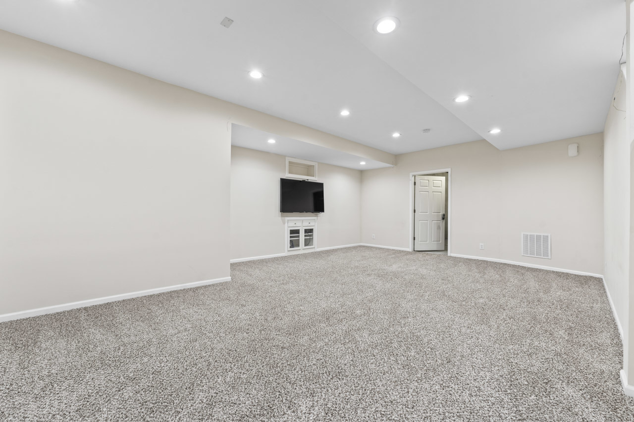 149 Lilac Street Bolingbrook IL 60490