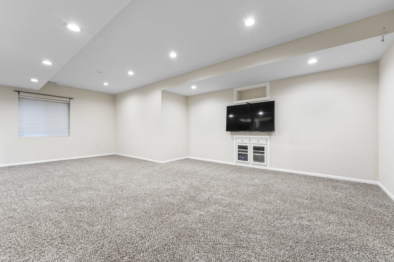 149 Lilac Street Bolingbrook IL 60490