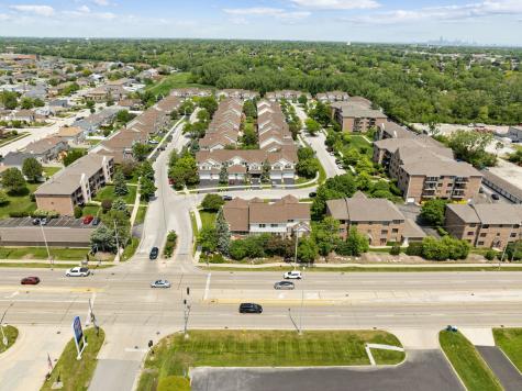 5121 Deblin Lane Oak Lawn IL 60453