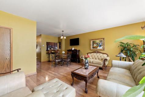5121 Deblin Lane Oak Lawn IL 60453