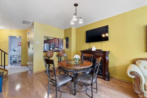 5121 Deblin Lane Oak Lawn IL 60453