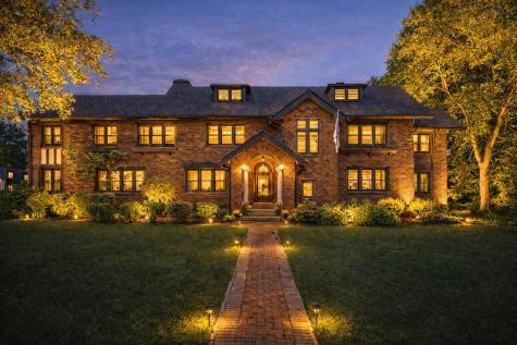 100 Old Green Bay Road Winnetka IL 60093