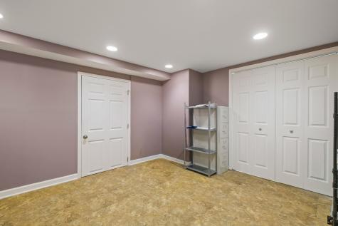 2250 Bannister Lane Aurora IL 60504