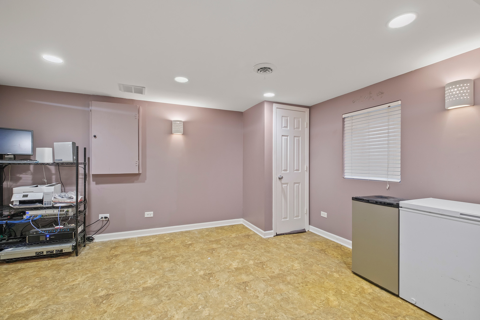 2250 Bannister Lane Aurora IL 60504