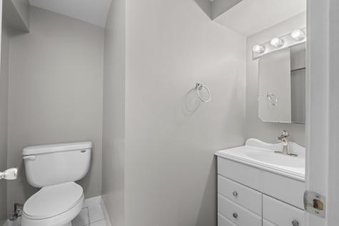2250 Bannister Lane Aurora IL 60504