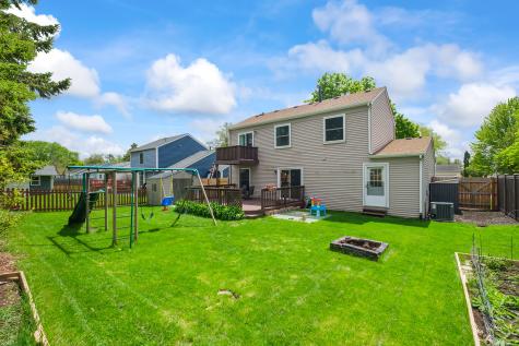 2250 Bannister Lane Aurora IL 60504