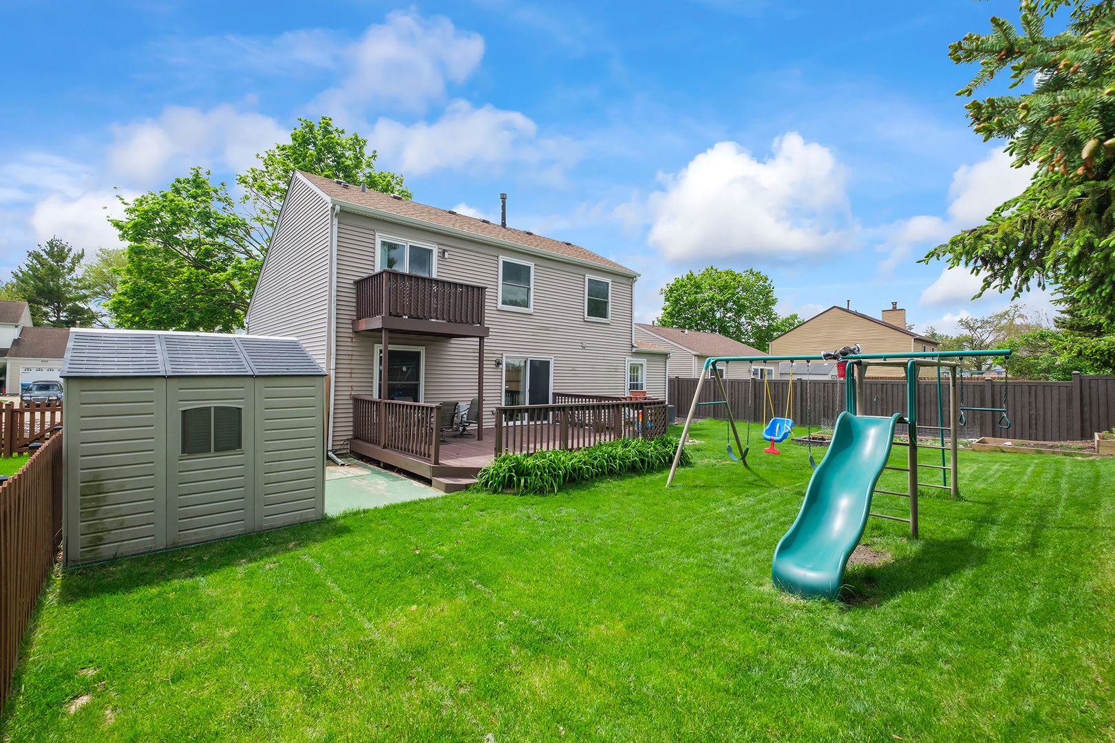 2250 Bannister Lane Aurora IL 60504