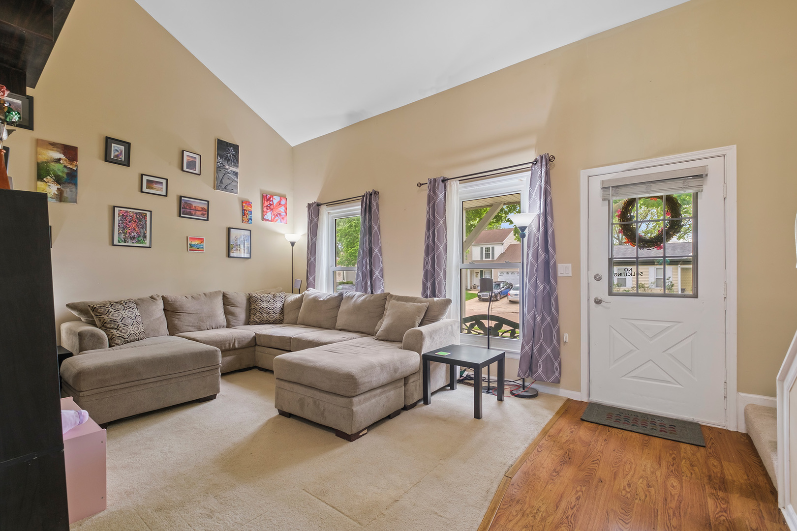 2250 Bannister Lane Aurora IL 60504