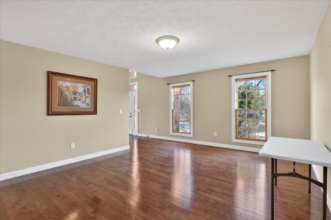 8306 East Crockett Road Roscoe IL 61073
