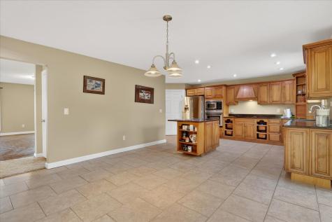8306 East Crockett Road Roscoe IL 61073