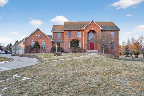 8306 East Crockett Road Roscoe IL 61073