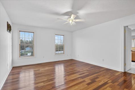 8306 East Crockett Road Roscoe IL 61073
