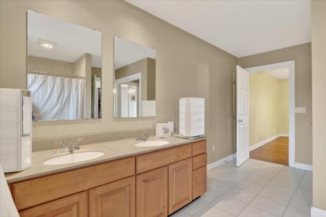 8306 East Crockett Road Roscoe IL 61073
