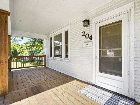204 East Third Street El Paso IL 61738