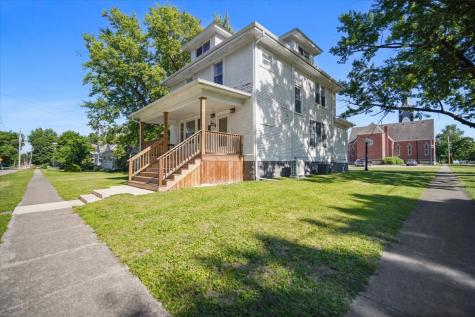 204 East Third Street El Paso IL 61738