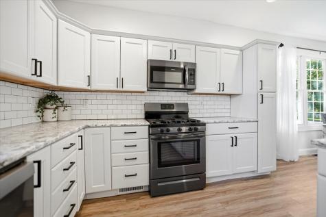 204 East Third Street El Paso IL 61738