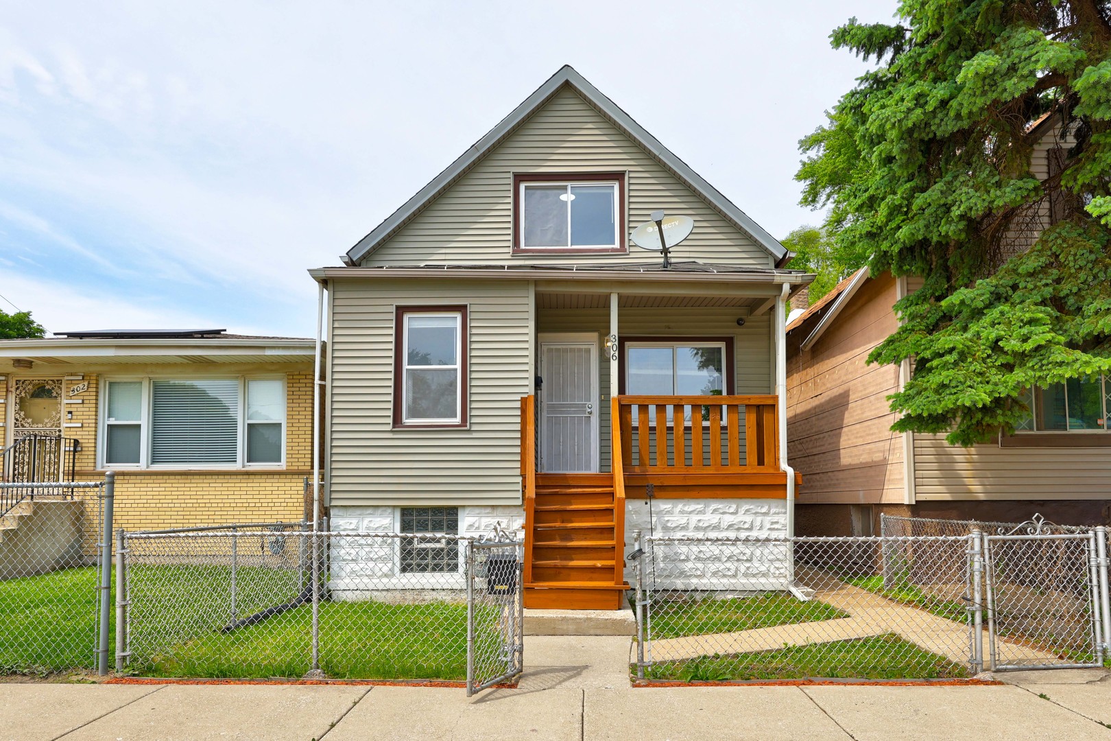 306 East 118th Street Chicago IL 60628
