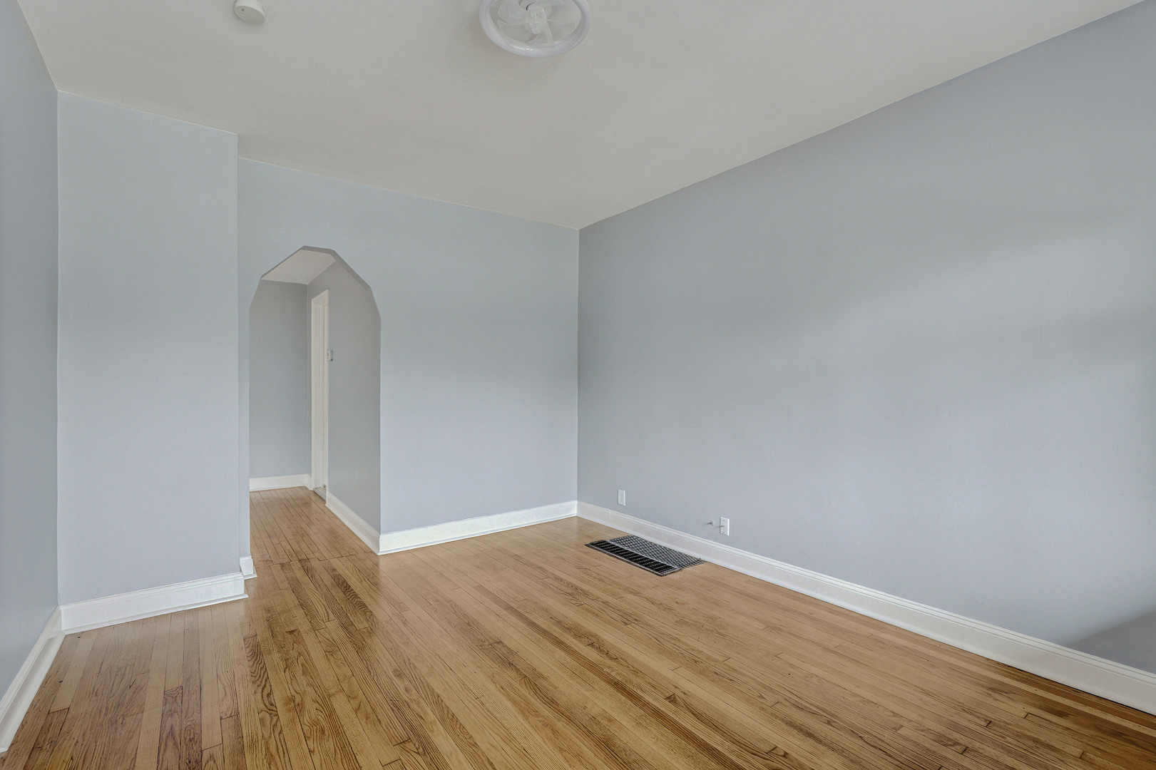 306 East 118th Street Chicago IL 60628