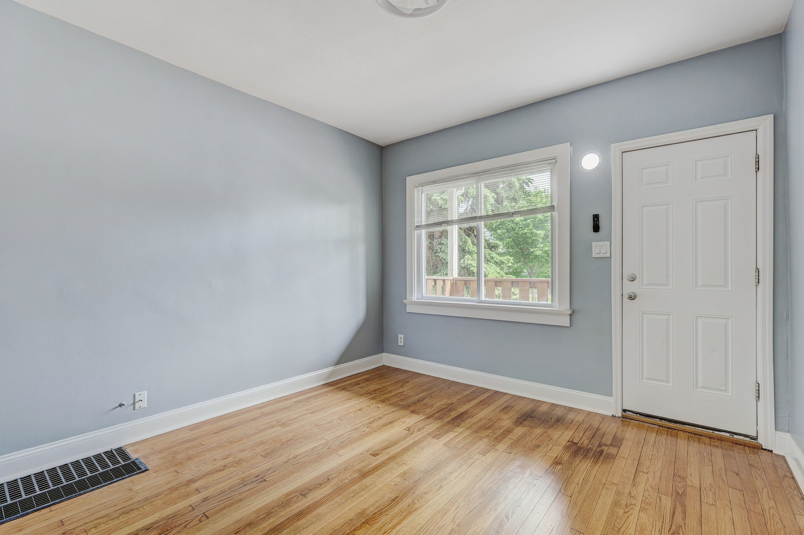 306 East 118th Street Chicago IL 60628